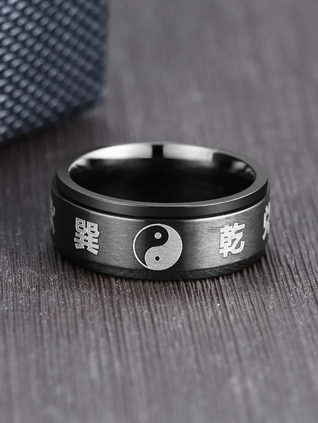 Fashionable and Popular Men Yin & Yang Pattern Ring Stainless Steel for Jewelry Gift and for a Stylish Look