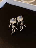 1Pair Fashion Zinc Alloy Star Jellyfish Decor Stud Earrings for Women for Daily Decoration
