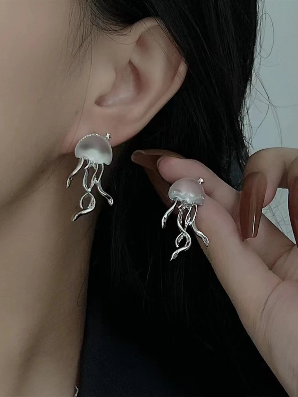 1Pair Fashion Zinc Alloy Star Jellyfish Decor Stud Earrings for Women for Daily Decoration