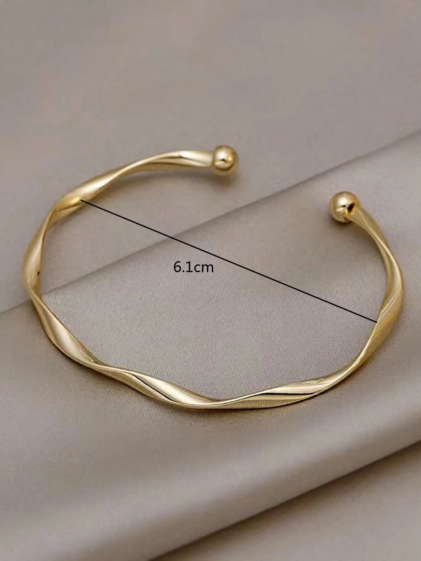 1Pc Minimalist Chic Textured Gold Color Bracelet, Fashion Elegant Fresh and Simple Design for Women