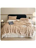 Luxury Thick Plush Faux Rabbit Fur Throw Blanket Ultra-Plush Cozy Soft Decorative Blanket Use for Couch Bed Travel