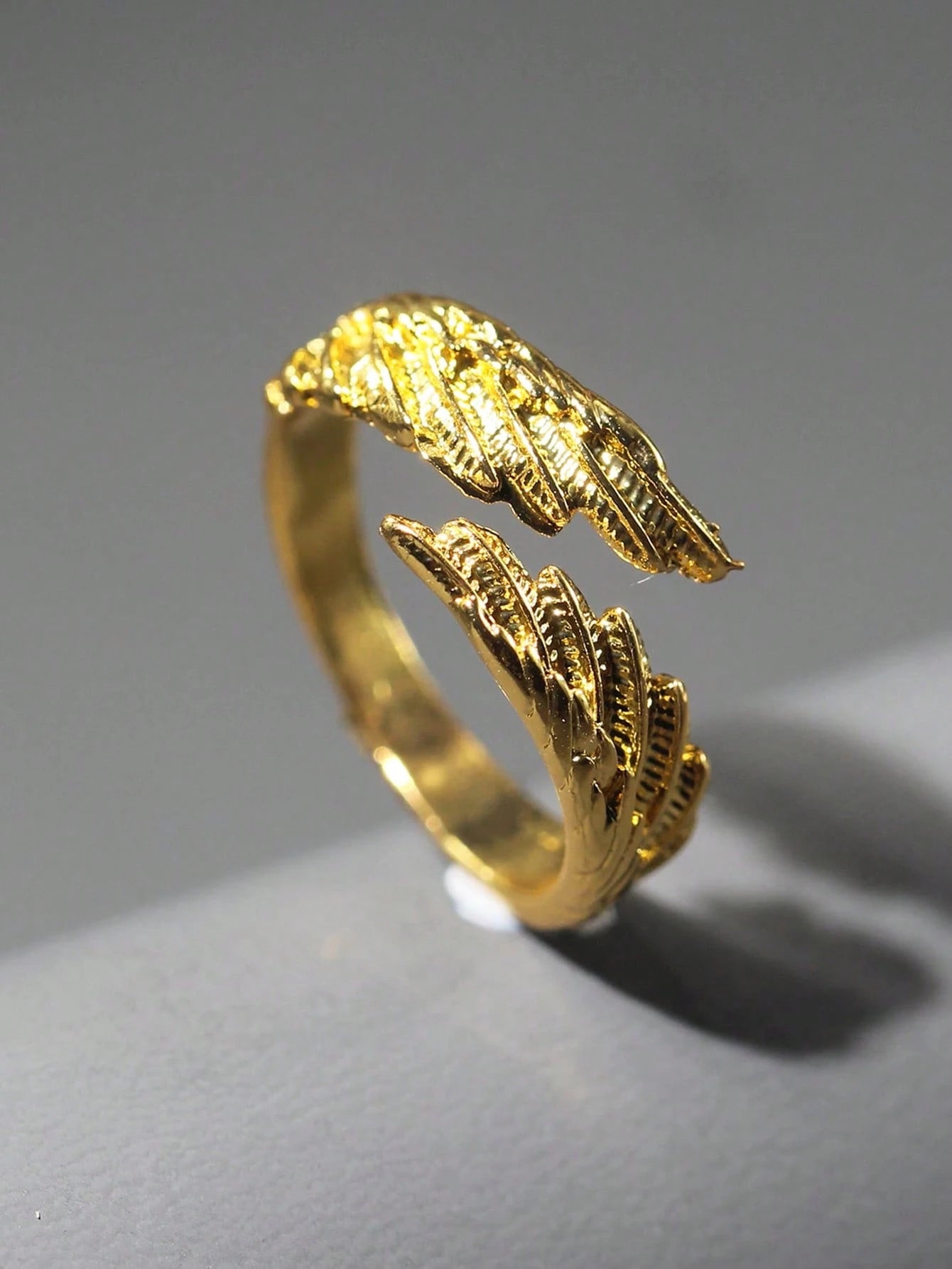 1Pc Men'S Minimalist Gold Wing Shaped Multifunctional Ring