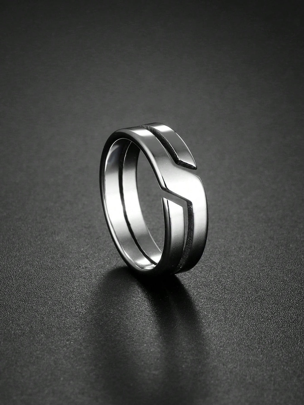 Fashionable and Popular Men Stainless Steel Ring for Jewelry Gift and for a Stylish Look