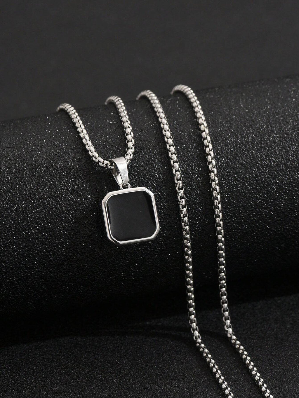 1Pc Simple Punk Black Painted Pendant Necklace with Stainless Steel Chain, Daily and Business Accessory for Men