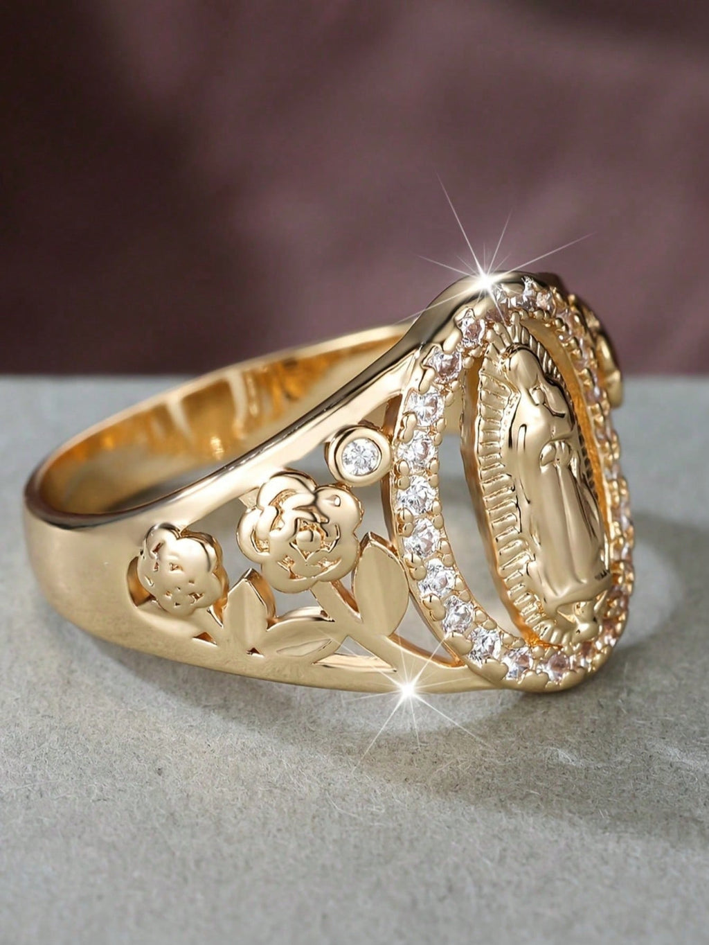 1Pc Exquisite Virgin Mary Inlaid Shiny Cubic Zirconia Ring for Women Hip-Hop Daily Wear Couple Jewelry