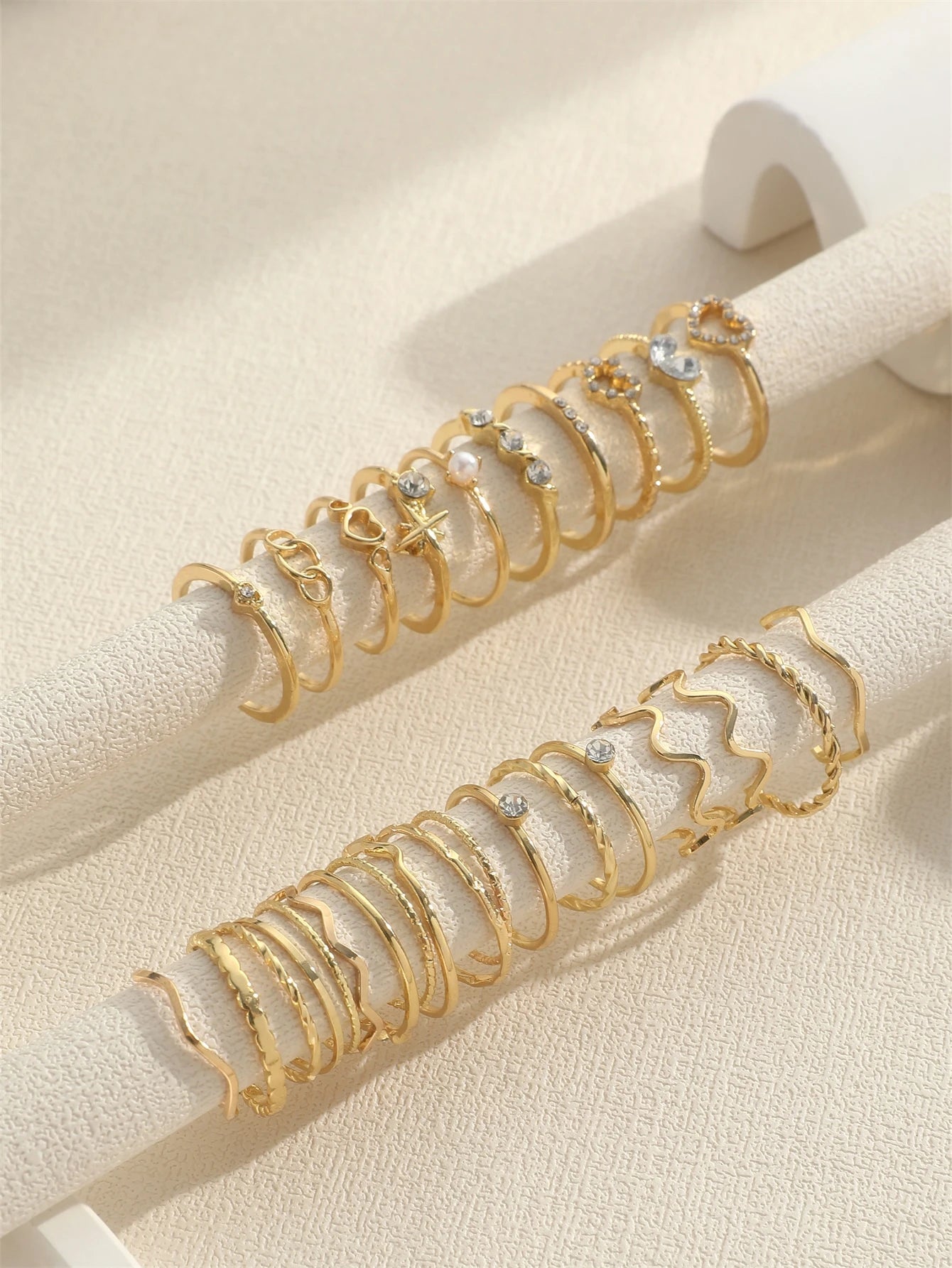 28Pcs/Set Fashionable Ring Set with Heart Shaped Design, Geometric Style and Bohemian Element Accent