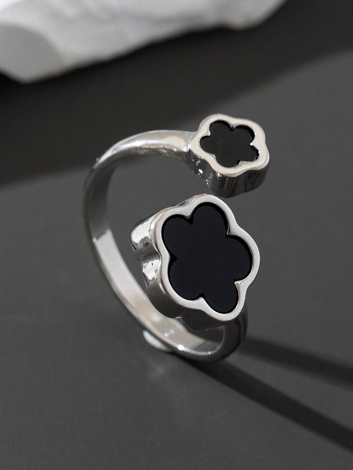 1Pc Classic Elegant 5-Leaf Clover Design Men'S Ring