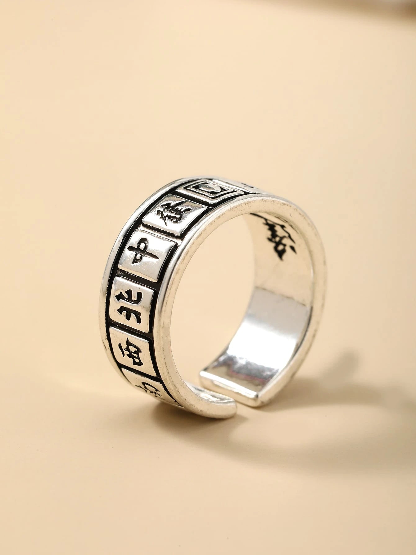 Fashionable and Popular Men Chinese Character Pattern Ring Copper for Vacation and for a Stylish Look