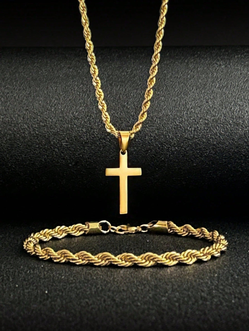 2 Pieces of Simple and Fashionable Stainless Steel Twist Bracelet, Twist Rope Cross Pendant Necklace, Exquisite Gifts, for Friends and Family, Suitable for Parties and Daily Wear