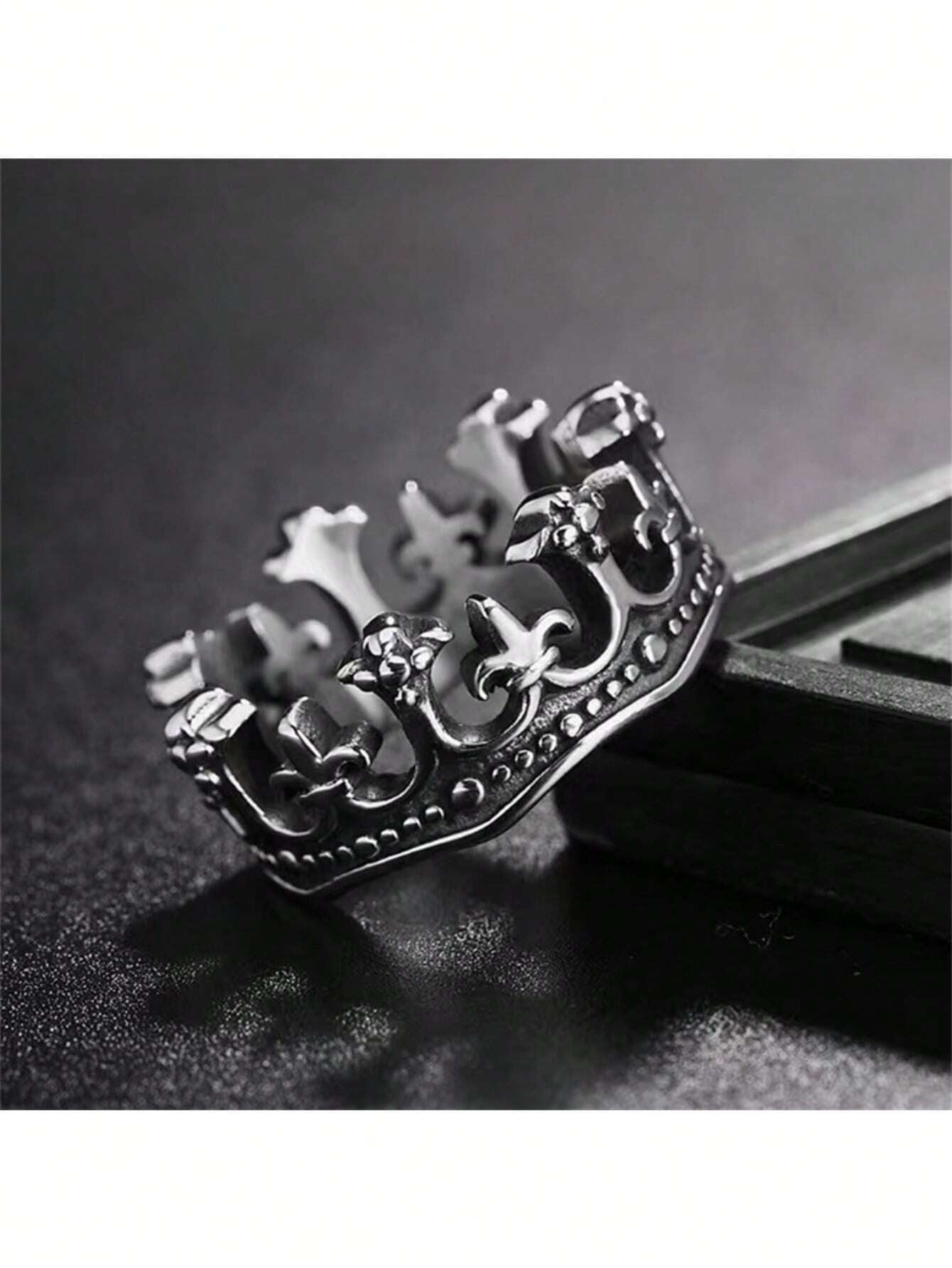 Unique Holiday Daily Wear Fashion Light Luxury Elegant Classic Retro Crown King Ring Popular Multiple Punk Minimalist Biker Men'S Ring Europe and the United States Noble Niche Flash Valentine'S Day Gift Jewellery,Mom,Mother,Mother'S Day,Gift