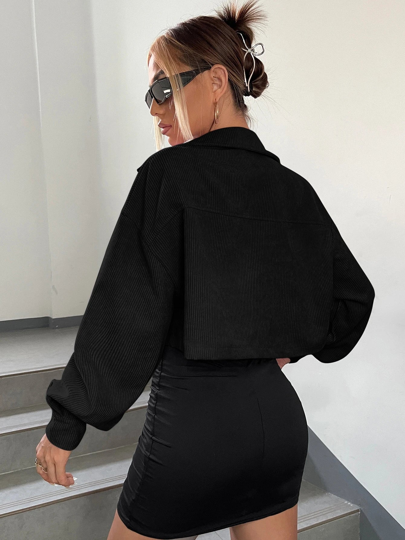 Ezwear Spring Outfits Drop Shoulder Flap Detail Crop Corduroy Jacket in Fall/Winter