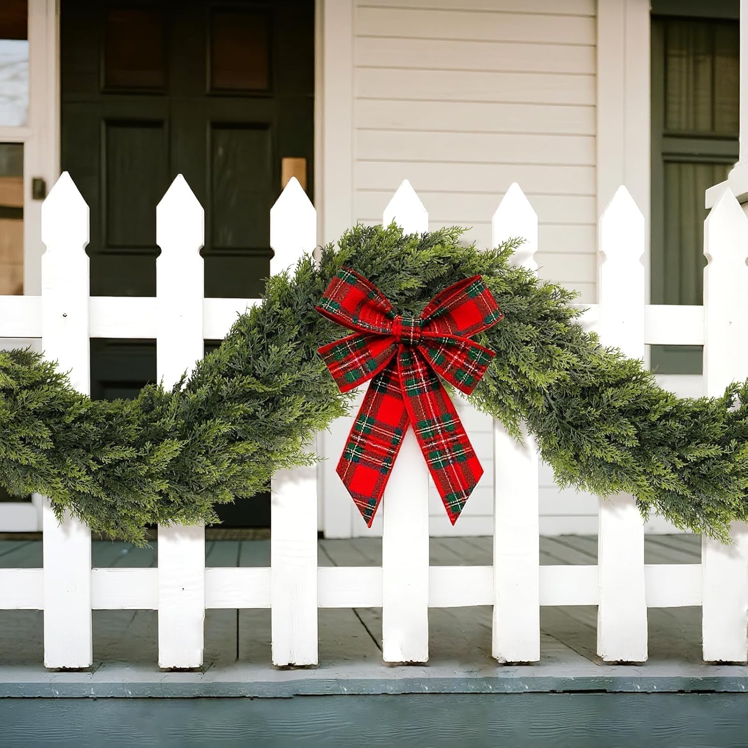 Christmas Cedar Garland - 5Ft Artificial Cedar Garland Faux Lush Green Fake Pine Needles for Fireplace,Table,Window,Stairs,Mante,Holiday Indoor Outdoor Xmas Decor(1Pcs)