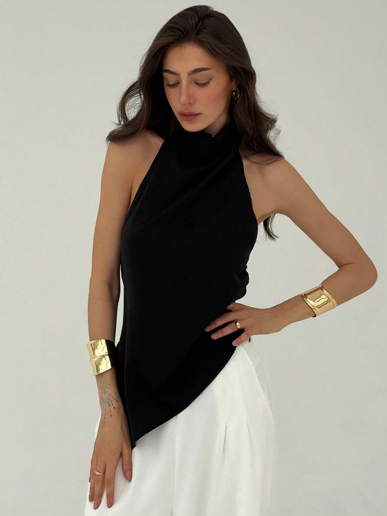 Aloruh Women'S Solid Color Asymmetrical Hem Halter Neck Top,Rave Top