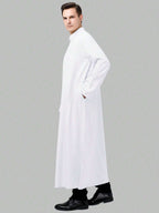 A Solid Color Small Stand up Collar Casual Button up Half Cardigan Muslim Men'S Traditional Worship Robe Clothing