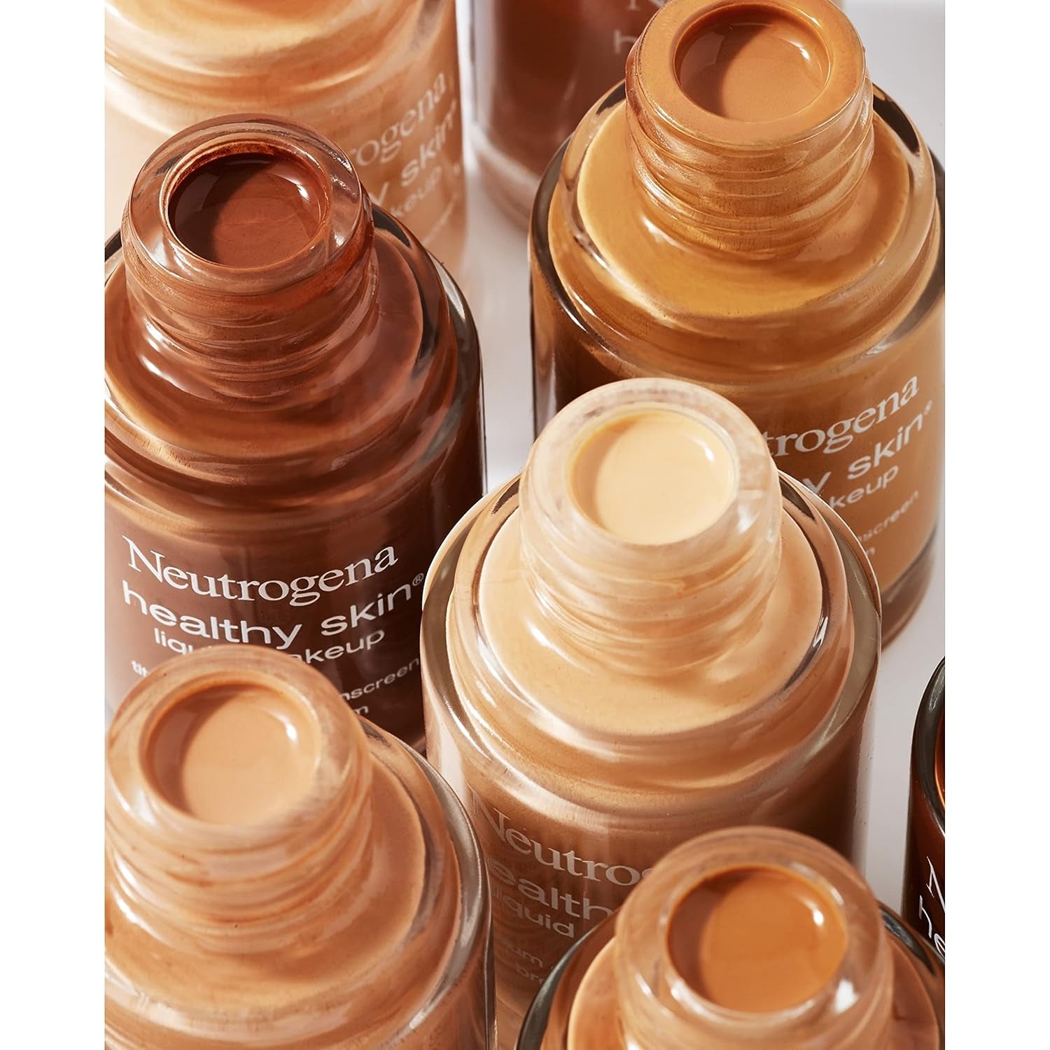 Healthy Skin Liquid Makeup Foundation, Broad Spectrum SPF 20 Sunscreen, Lightweight & Flawless Coverage Foundation with Antioxidant Vitamin E & Feverfew, 90 Warm Beige, 1 Fl. Oz