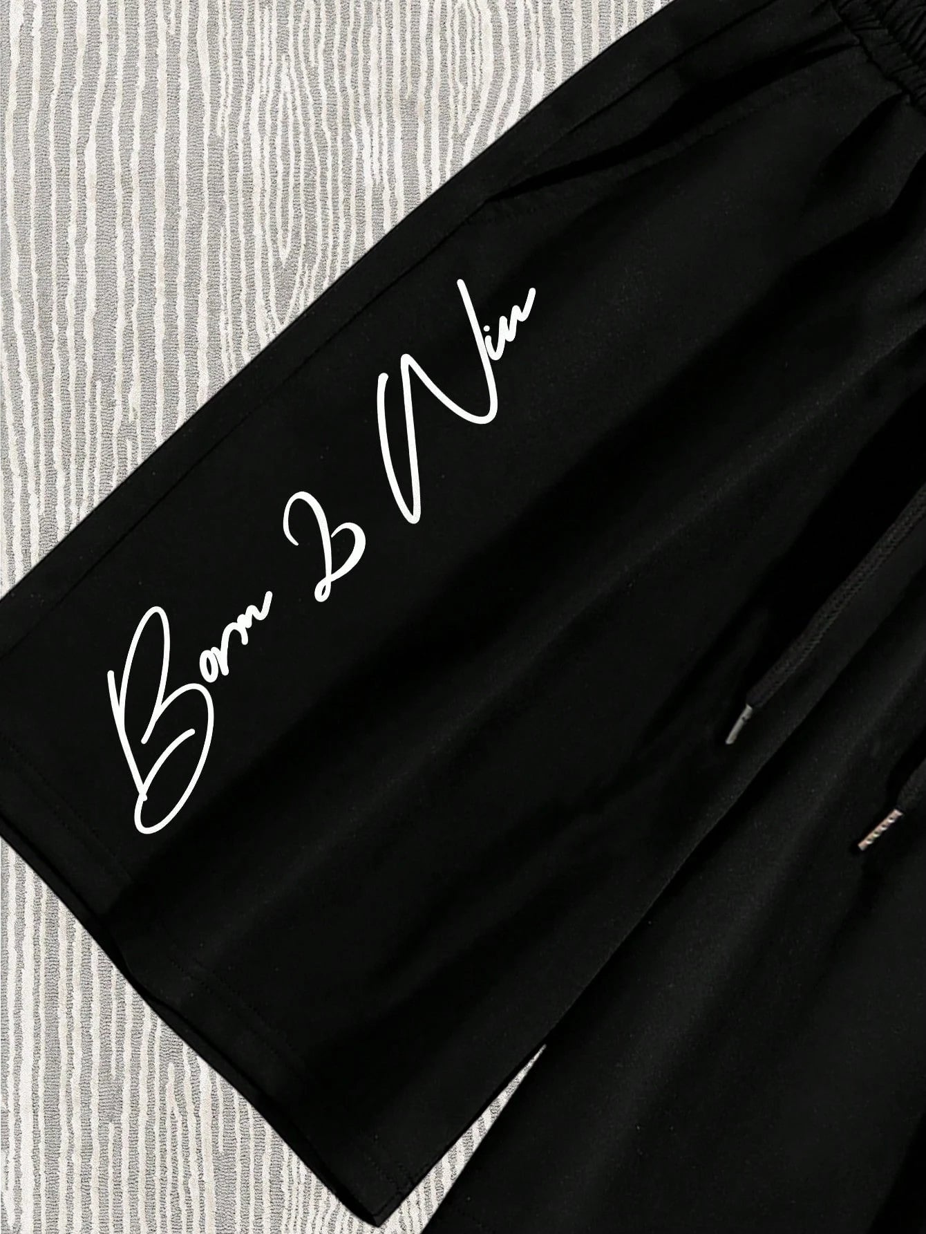 Manfinity Roghcode Men Angel & Letter Graphic Drawstring Waist Shorts